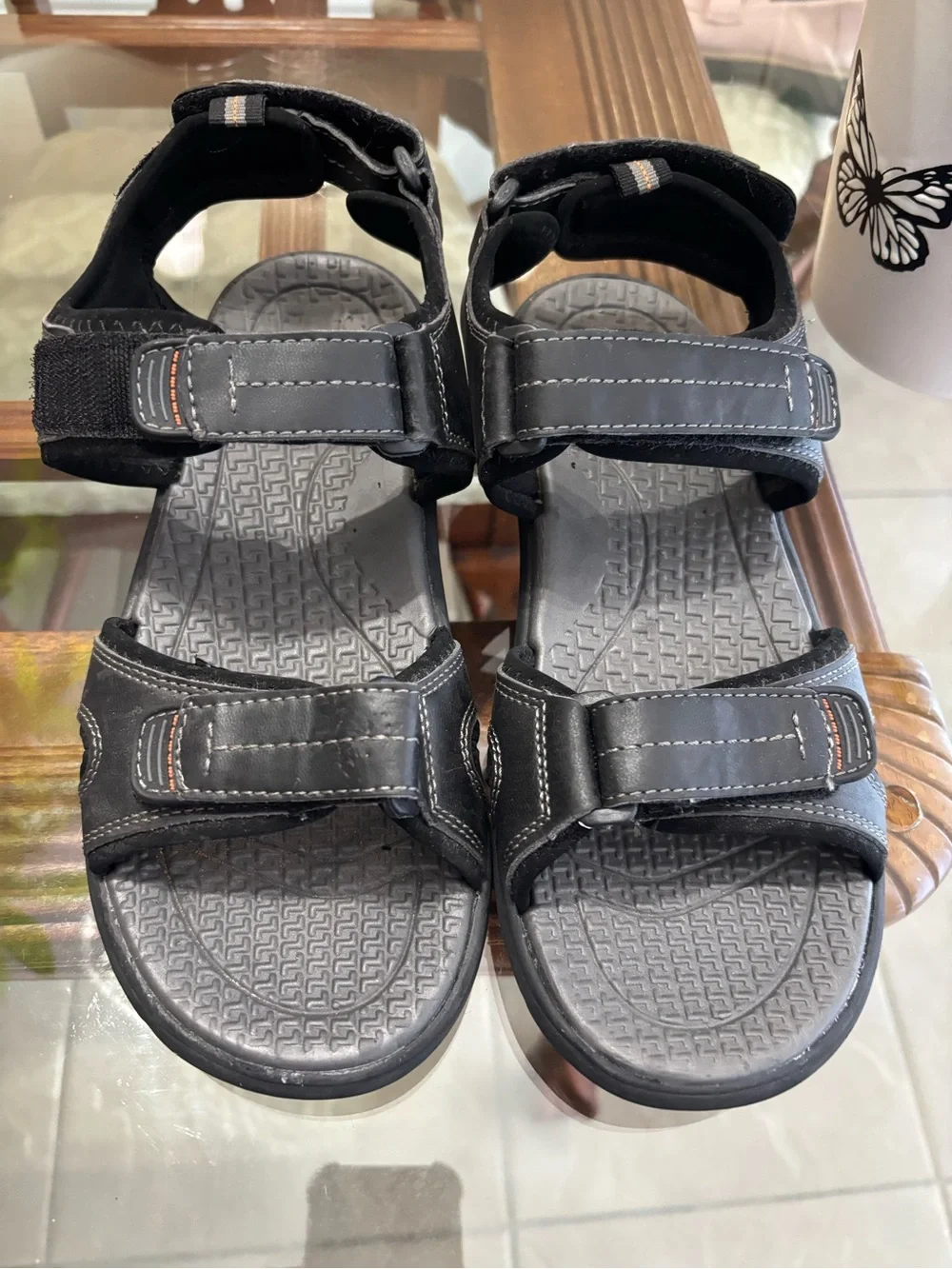 Khombu Men’s Black/Gray Hook & Loop Strap Sport Sandals US 9 EU 42
